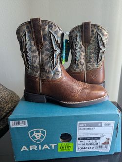 New Girls Size 10 Ariat Boots