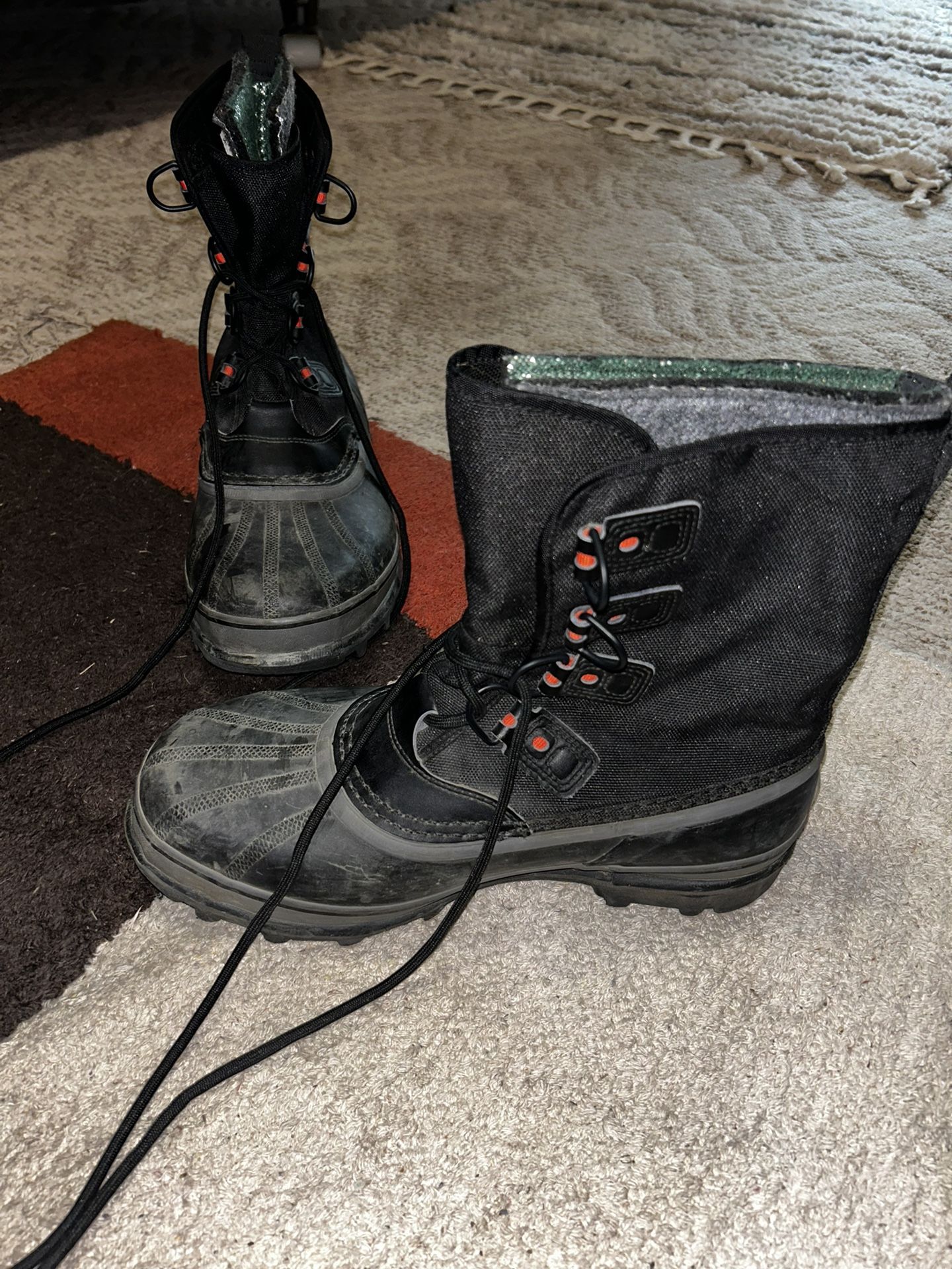 Waterproof men’s winter boots