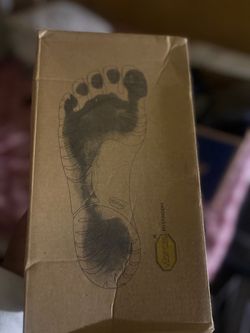 Vibram FiveFingers Shoe Box