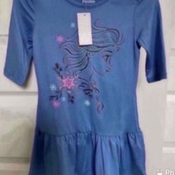 Elsa Dress Size 4/5 - Pickup From Northridge Area 