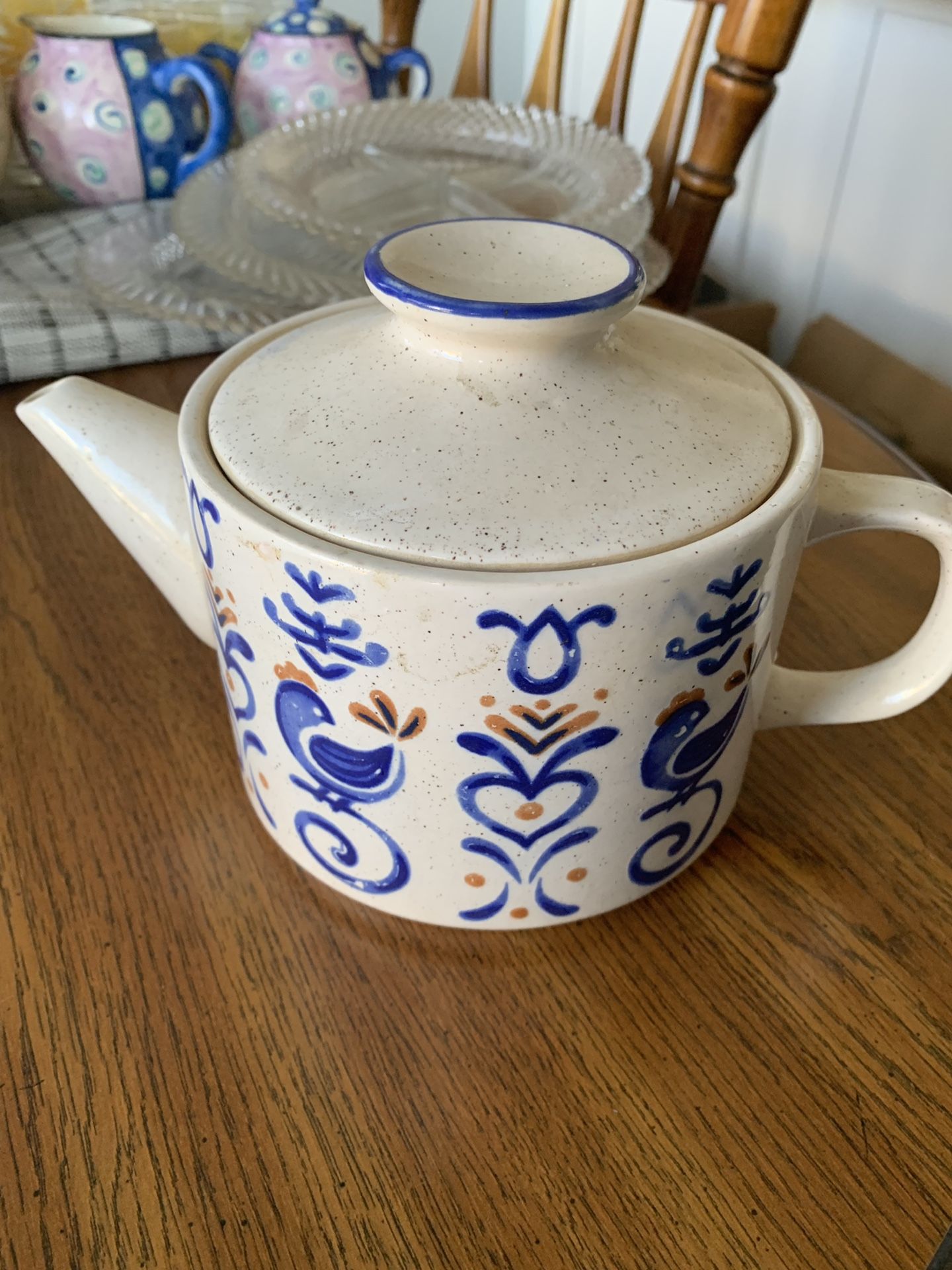 Tea pot by Gettys Burg