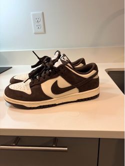Size 9 box included