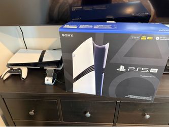 PS5 Pro 2 TB Like New