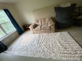 Cream Patterned 10 x 10’ Rug