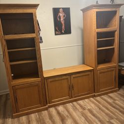 Entertainment Center - Base And 2 Towers With Lights