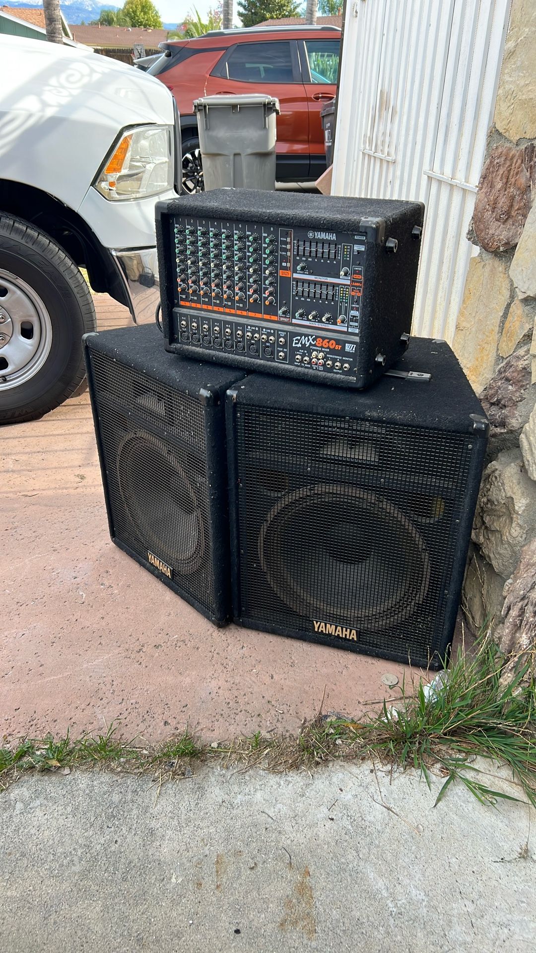 P/A Yamaha EMX 860 St