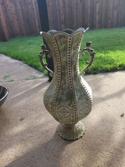 Metal vase