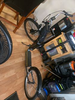 Adult Schwonn Shuffle Electronic Scooter