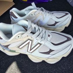 New Balance Size 7 Women 