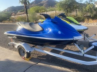 Yamaha Waverunner Jet Skis Available For Use All Day 