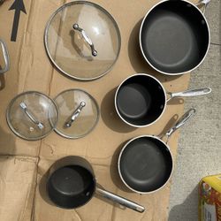 Calphalon!!!!!Pots With Glass Lids!!!!! Like New!!!!