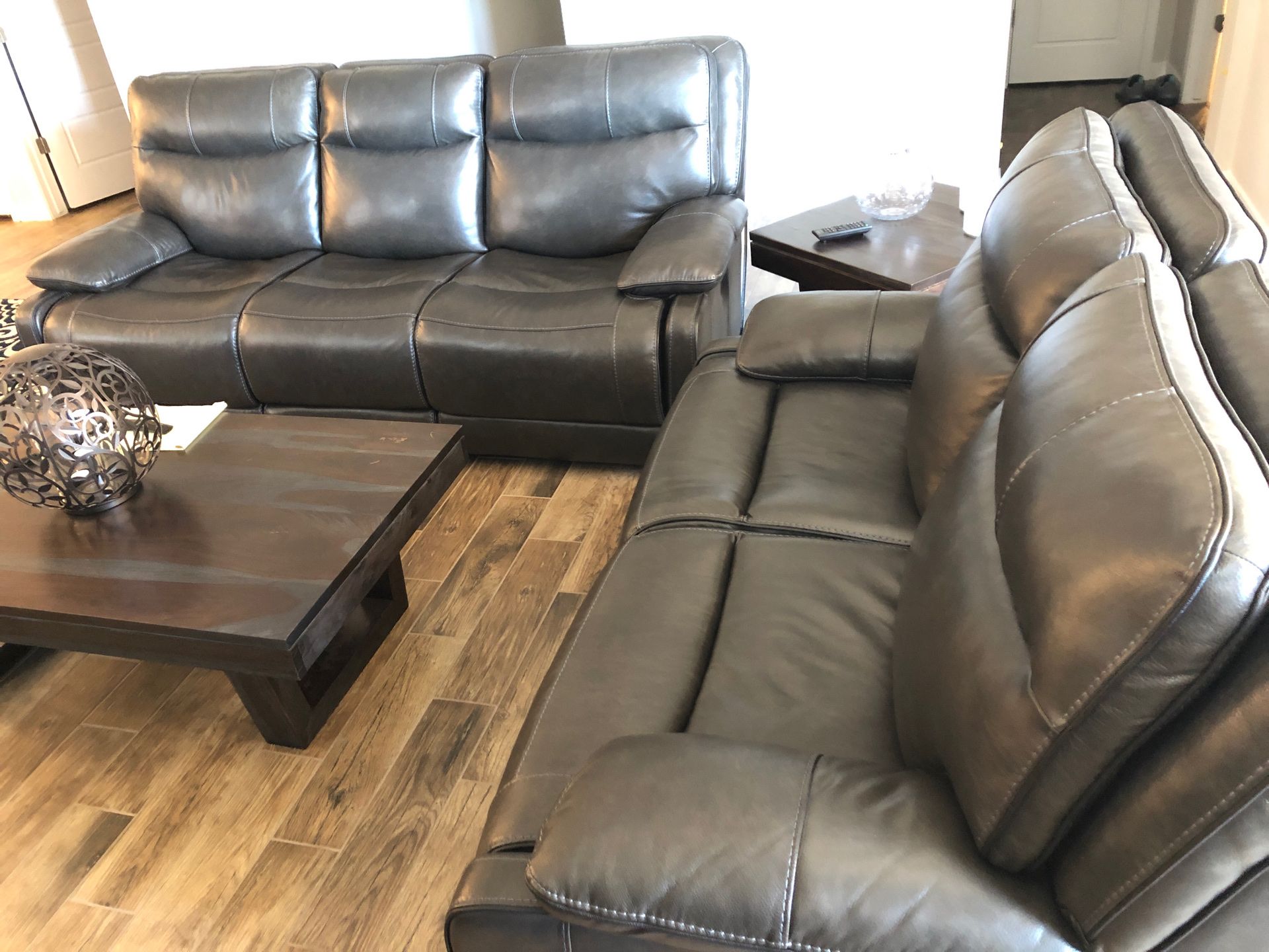 Leather power reclining sofas for Sale in Phoenix, AZ OfferUp
