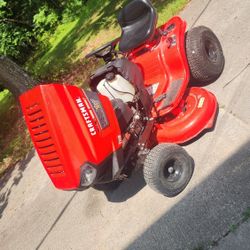 Craftsman Riding Lawnmower 