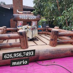 Mechanical Bull /// Toro Mecanico 