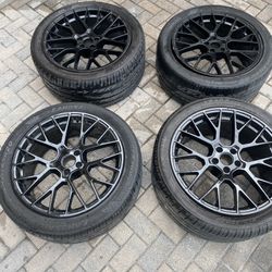 Porsche Rims & Tires
