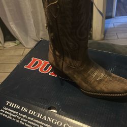Botas