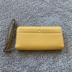 Gold Tone Wristlet