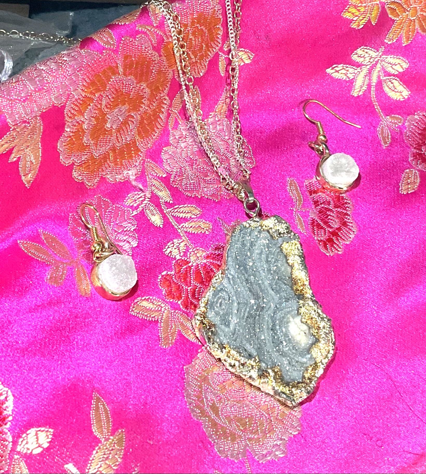 Geode Stone Necklace And Earrings Set With Gold And Silver Chains