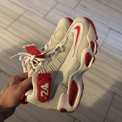 Woman’s Nike Air Ken Griffey 1 Cincinnati Reds Away 