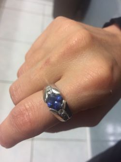 Ceylon sapphire men's ring 10 kt white gold brand new!!