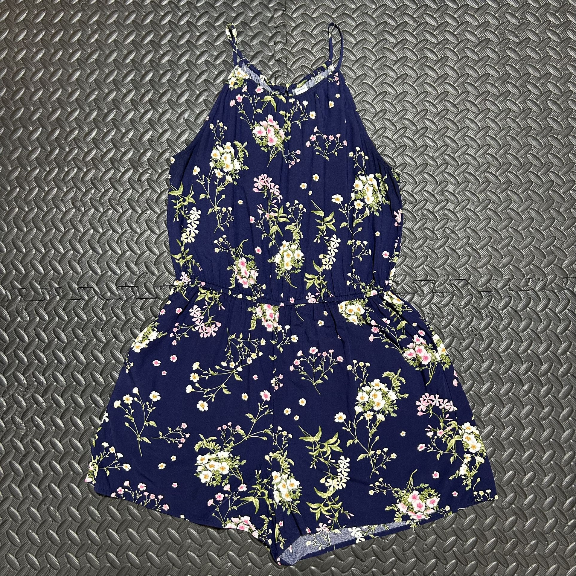 Old Navy Cami Shorts Romper Floral Pockets Cottagecore Keyhole Back Size Medium