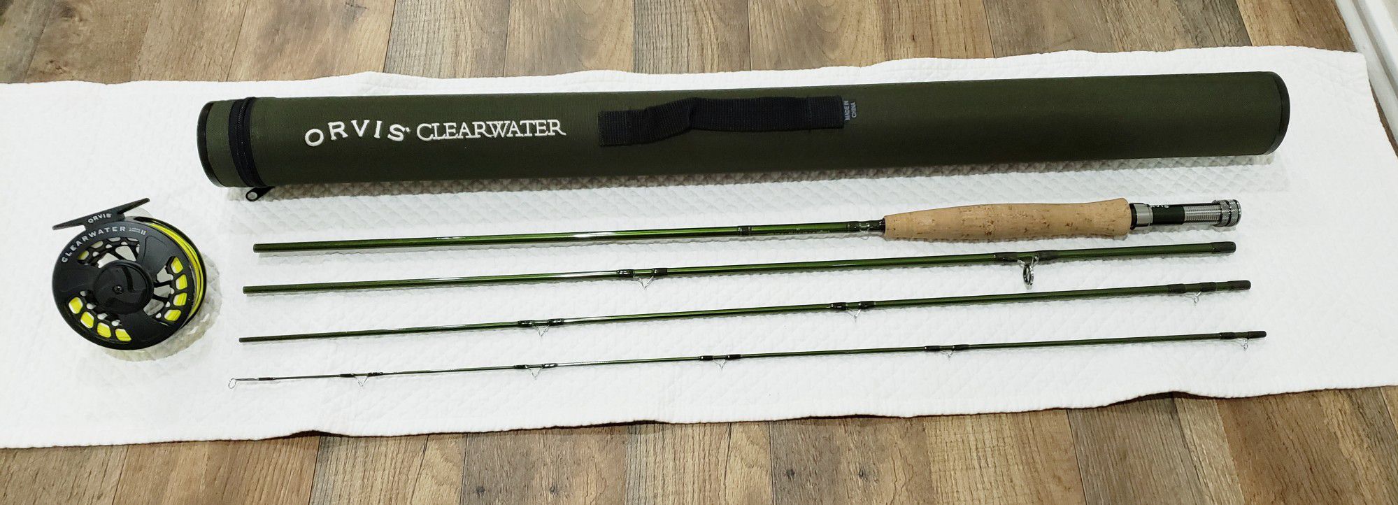  9ft Orvis Clearwater Fly Fishing  Rod 905 4 Pcs with Loaded Large Arbor 2 Reel (ONLY USED 4 HOURS)
