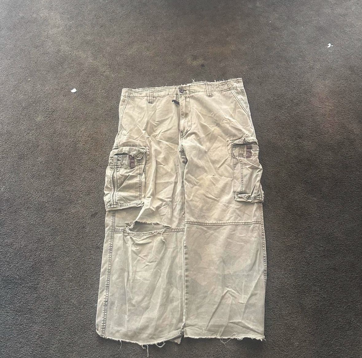 Plugg Co camo cargos