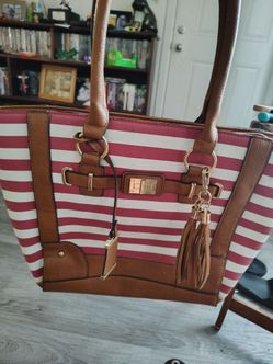 Tot bag with holster