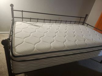 Mattress&Brown Matte Metal Twin Bed Frame