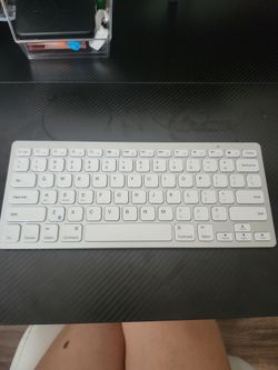 Wireless keyboard lightweight