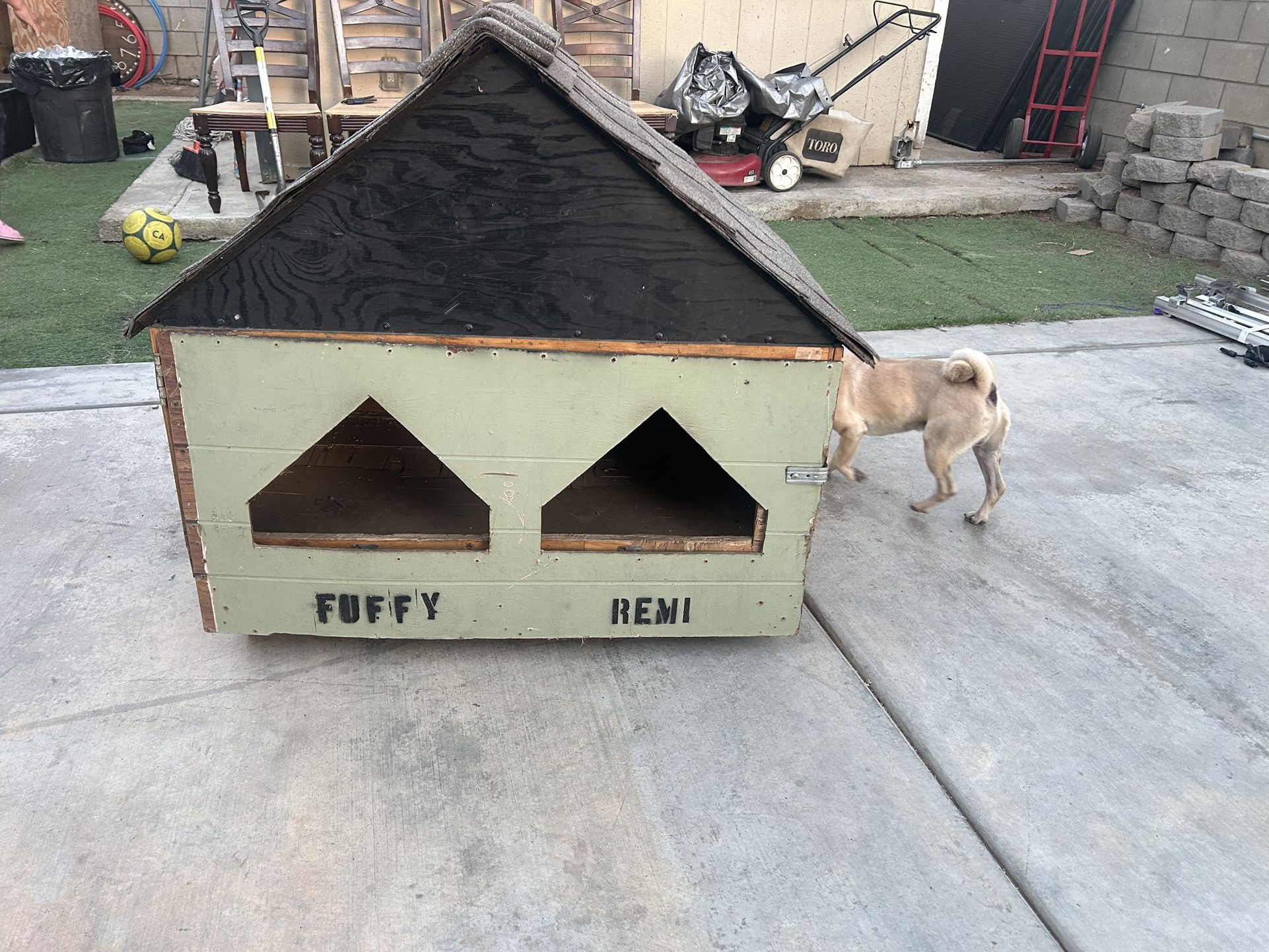 dog house