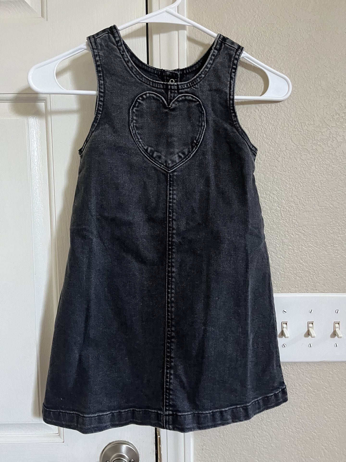 GAP BLACK DENIM DRESS 👗 