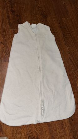 $8 for baby sleeping sack size S 10-18lbs birth to 6 months 