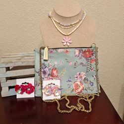 CROSSBODY PURSE AND NECKLACE SET