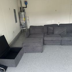 🛋️ MODERN GRAY SECTIONAL COUCH WITH STORAGE – GREAT DEAL