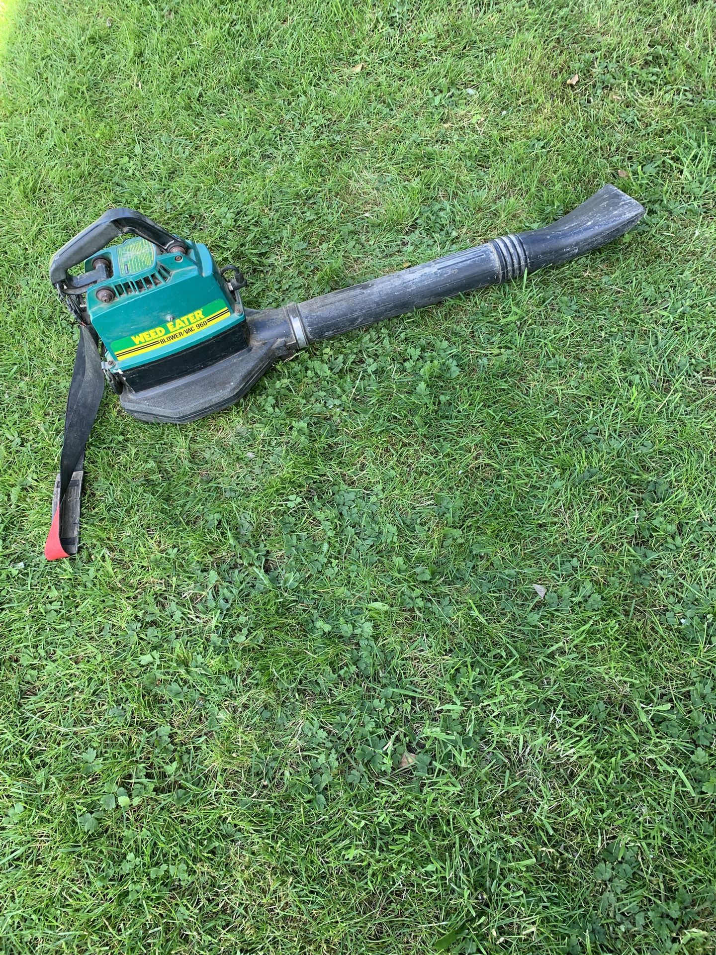 Leaf blower - needs fixing .