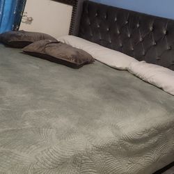 Cama King Size Gratis