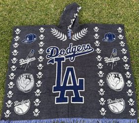 Dodgers Adult Size Alpaca Poncho