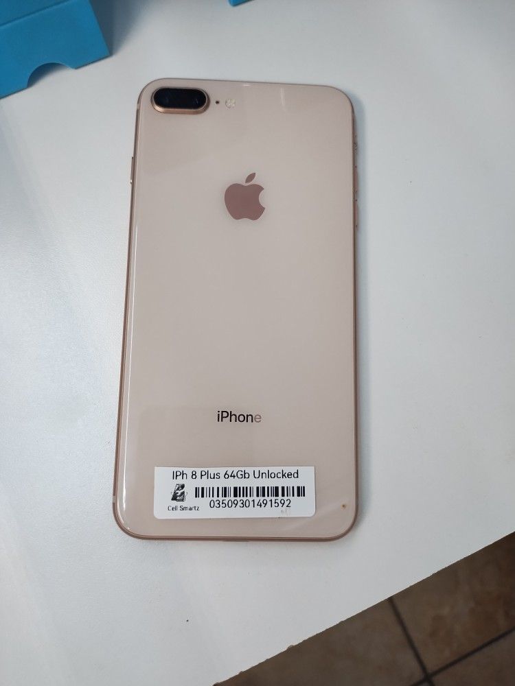 8 p l u s Unlocked clean New Condition With Charger And Warranty 💯 @ Cell Smartz 🥰