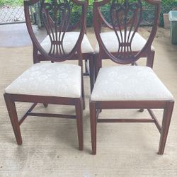 4 Chairs for Dinner Table