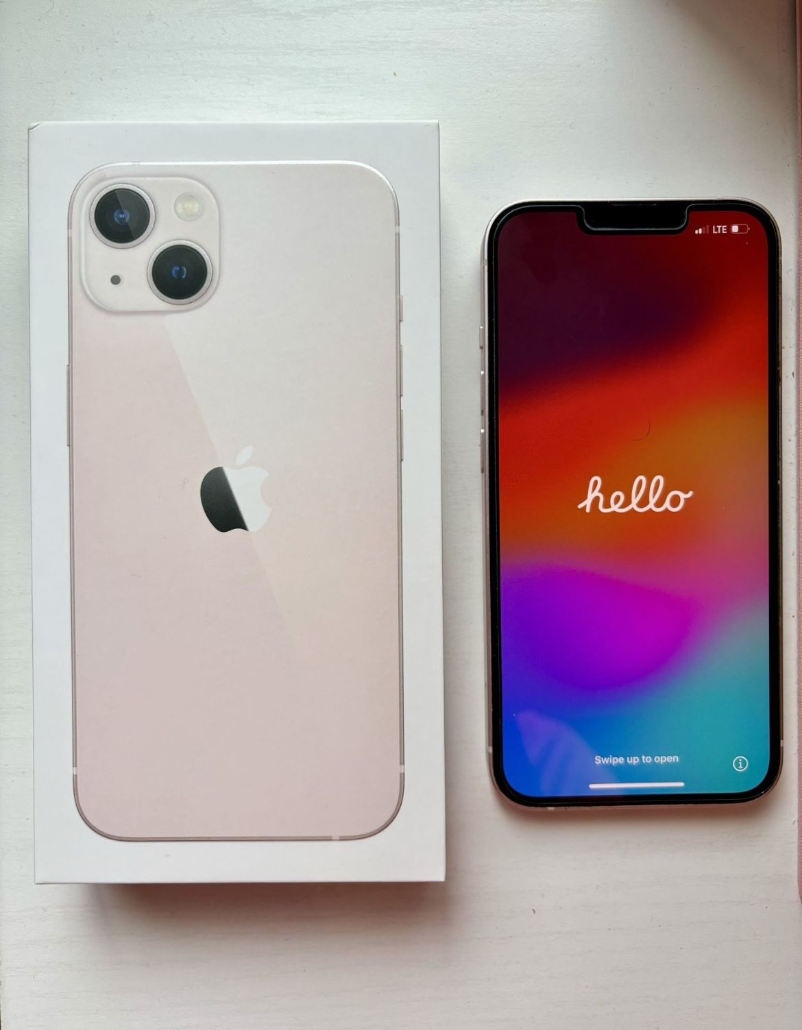 iPhone 13 Pink