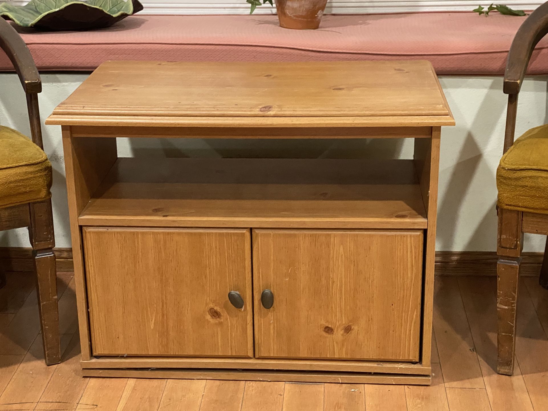 Swiveling TV Cabinet For Better Viewing