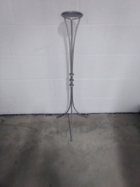 Silver Standing Candle Holder 