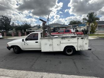 1990 Toyota Pick-Up