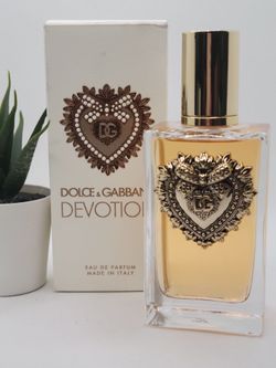 Dolce&Gabbana 

Devotion Eau de Parfum

3.3 fl ⭐️