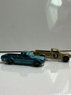 Datsun hotwheel trucks bundle