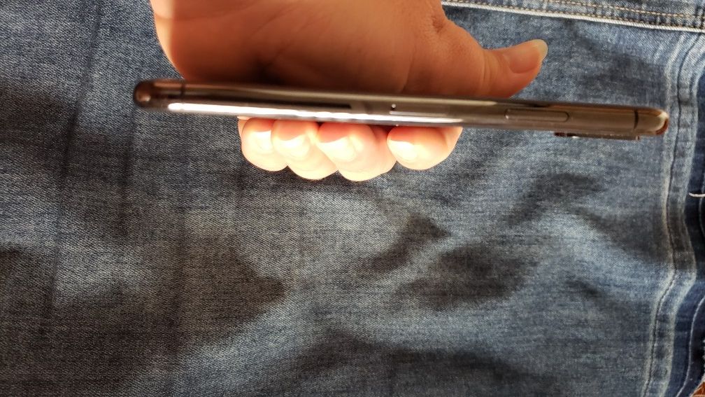 iPhone X, like new, never users,new protection glass