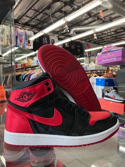 Women’s Air Jordan 1 Retro High Satin Bred