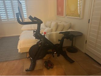 Peloton Bike