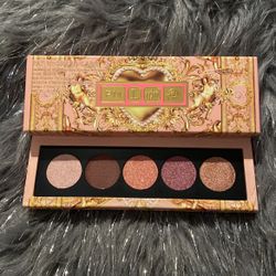 Pat McGrath Labs Eyeshadow palette